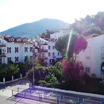 Family Ξενοδοχείο με διαμερίσματα 2*