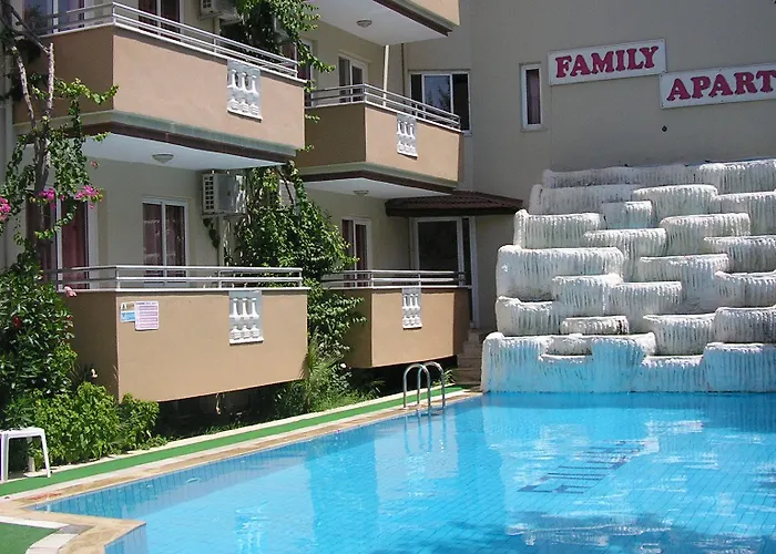 Family Μαρμαρίς