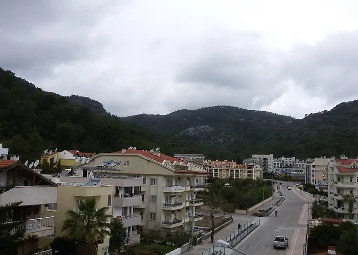 Ξενοδοχείο με διαμερίσματα Family