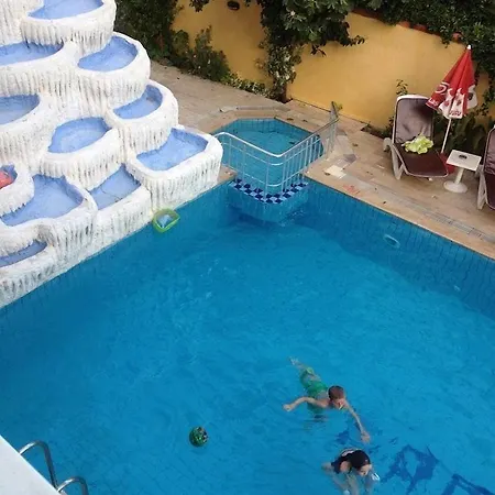 Family Apart Aparthotel 3*