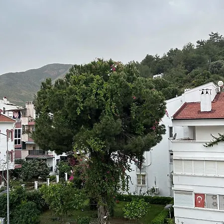 Aparthotel Family 2*