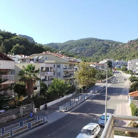 Family Aparthotel 2*