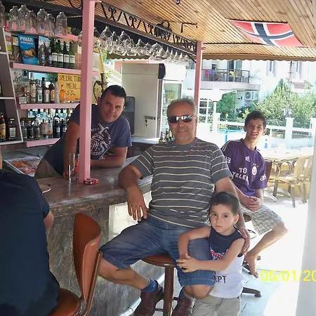 شقة فندقية Family 2*